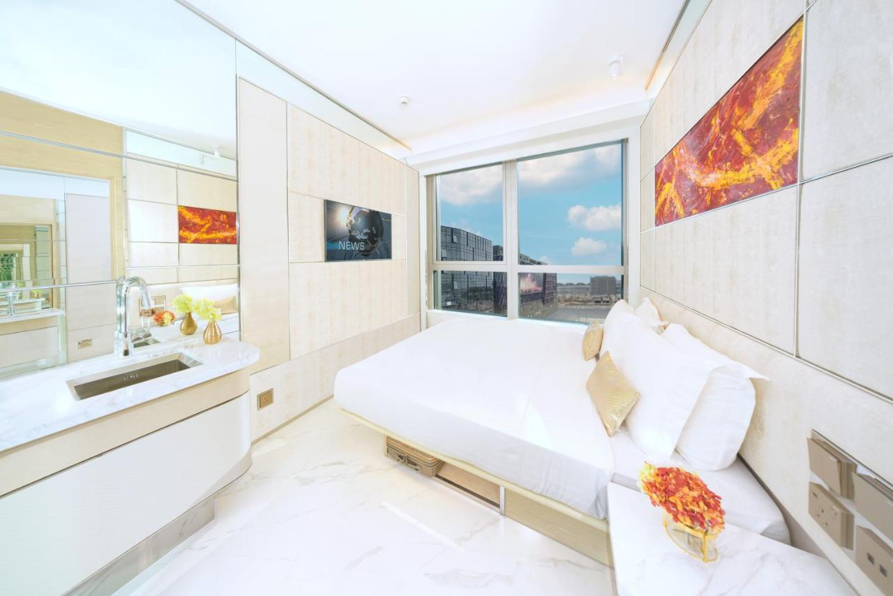 Regala Skycity Hotel Hong Kong Exterior foto